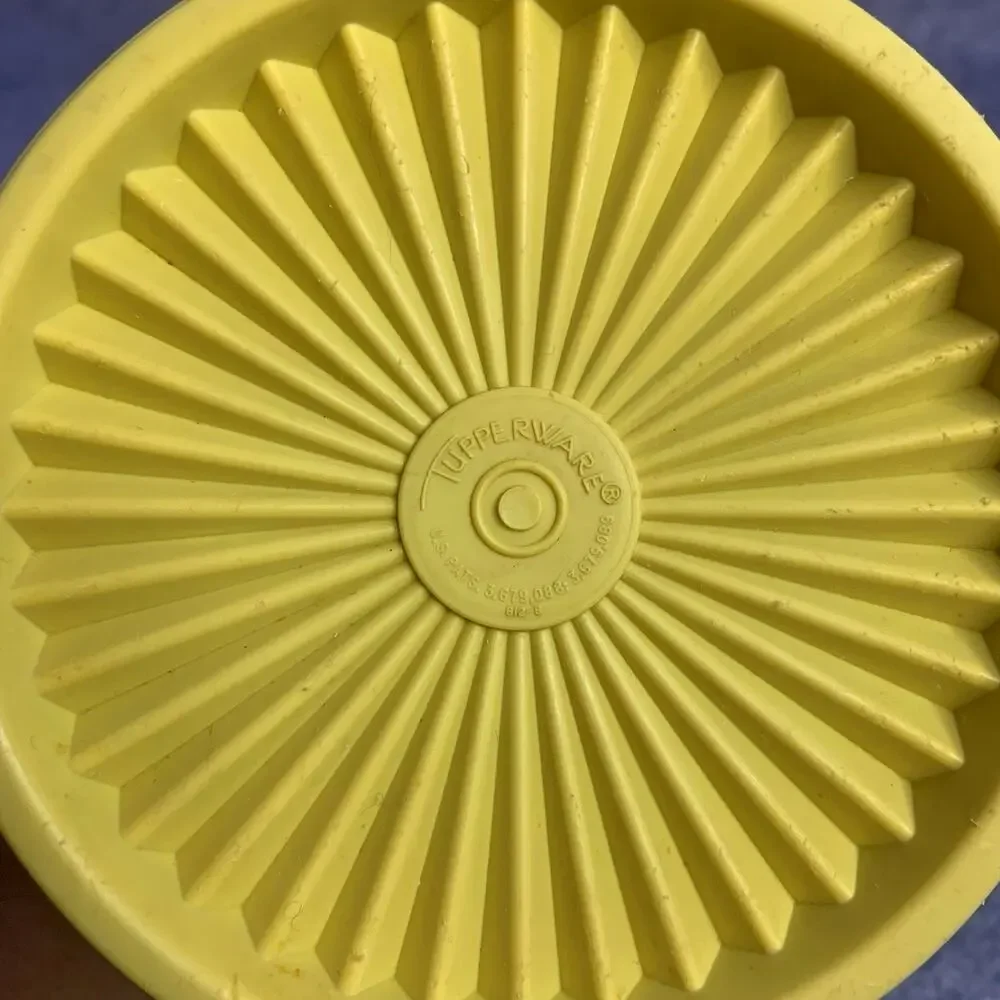Tupperware vintage canister